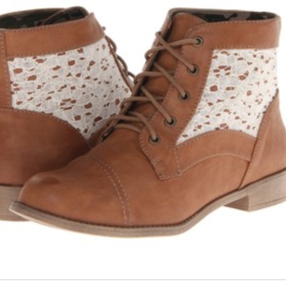 Brown lace up ankle booties!